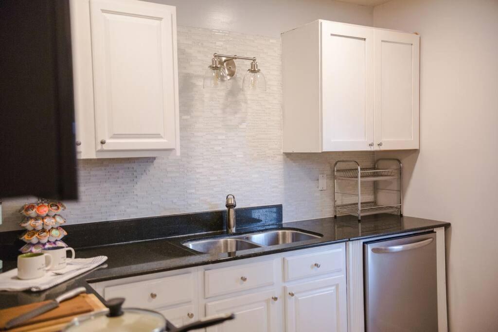 Charming Home, Minutes From The Beach Vero Beach Exteriér fotografie